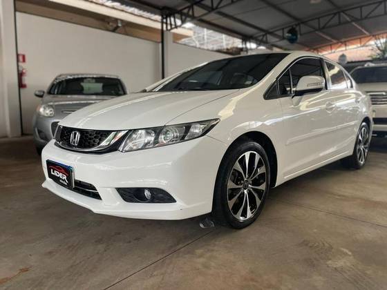 HONDA CIVIC 1.8 LXS 16V FLEX 4P AUTOMÁTICO